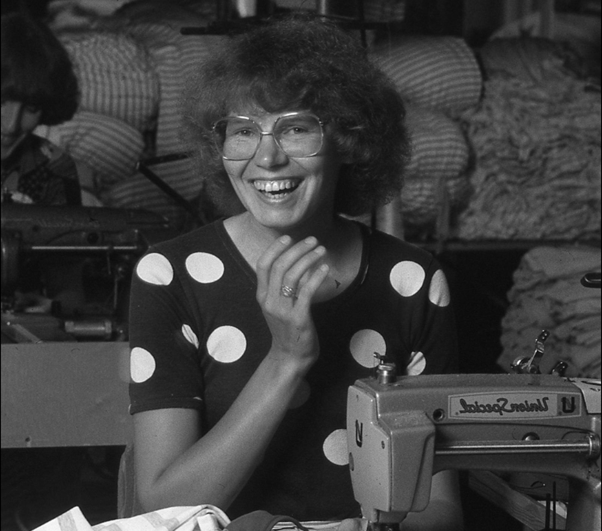 Amélie dans son atelier à Bordeaux en 1986